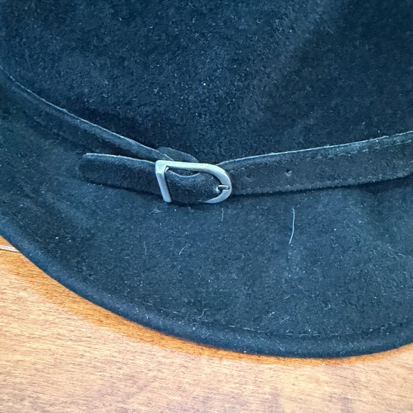 Eric Javits New York Black Wool Fedora Hat w Buckle